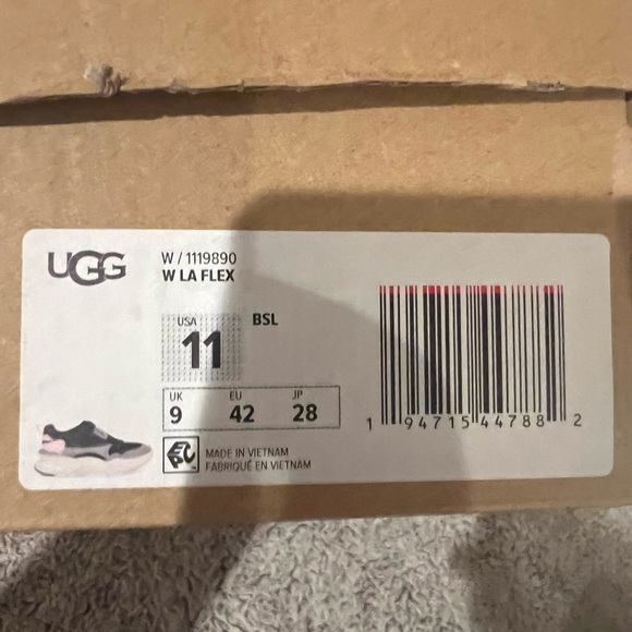 UGG authentic LA Flex - Picture 3 of 7